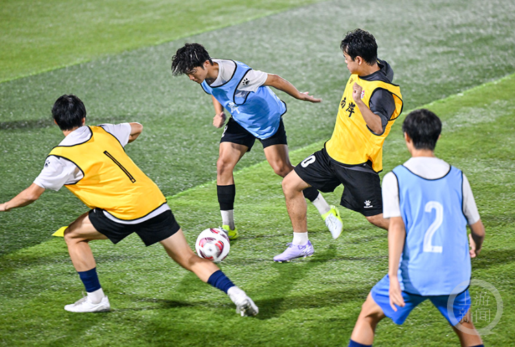 在主教练刘 在主教练刘